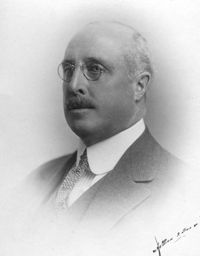 1922-23 - F. W. Molson